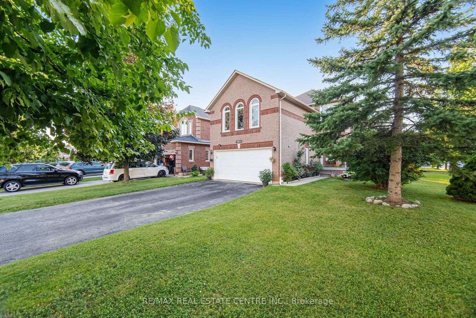Photo de la propriété:  3725 Althorpe Circle N  ON L5N 7G5 