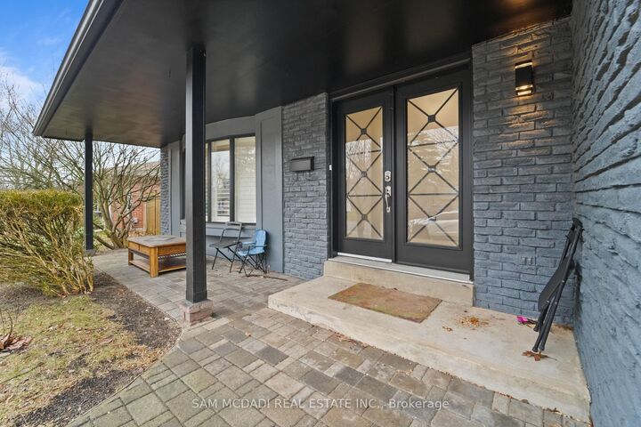 Property Photo:  2290 Devon Road  ON L6J 5R4 