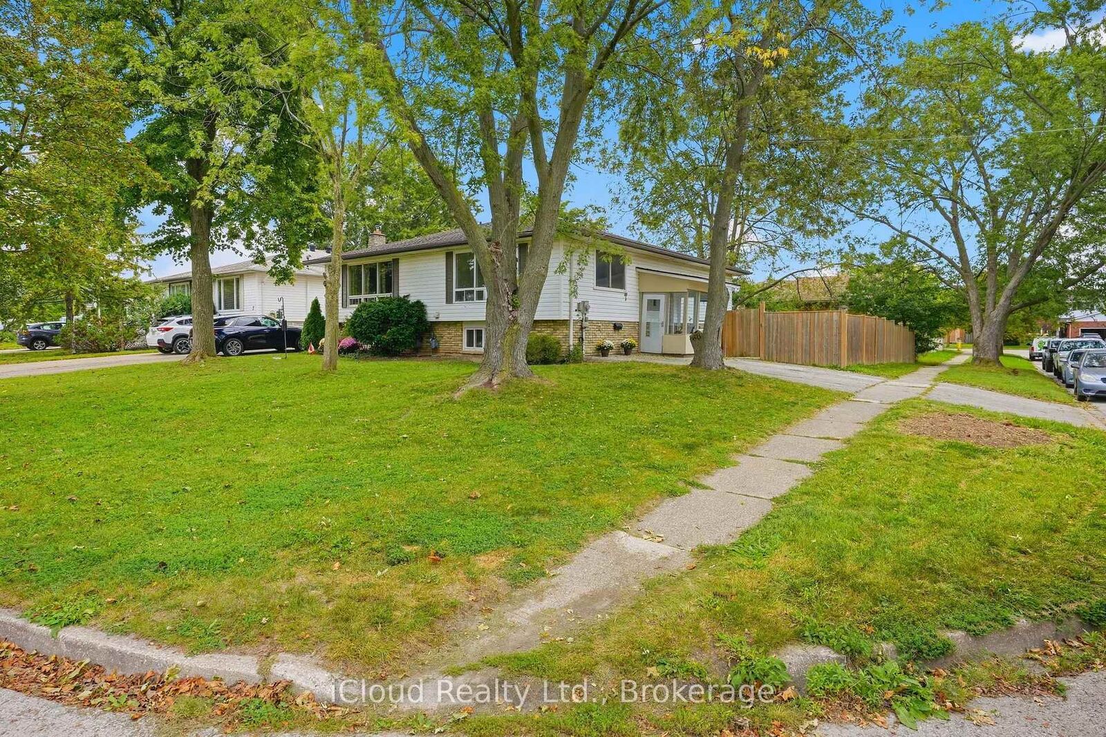 Property Photo:  3 Manley Crescent  ON L2V 4K2 