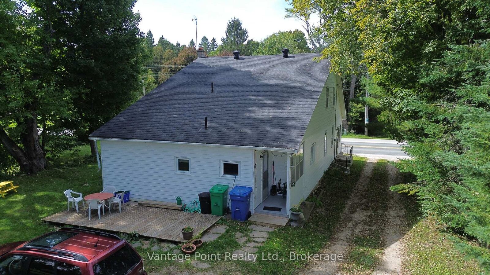 Property Photo:  316057 6 Highway  ON N0H 2V0 
