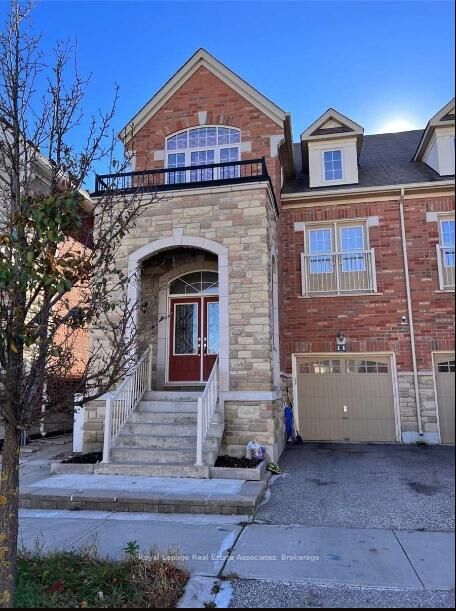 Property Photo:  11 Zeng Cheng Drive  ON L6C 0T6 