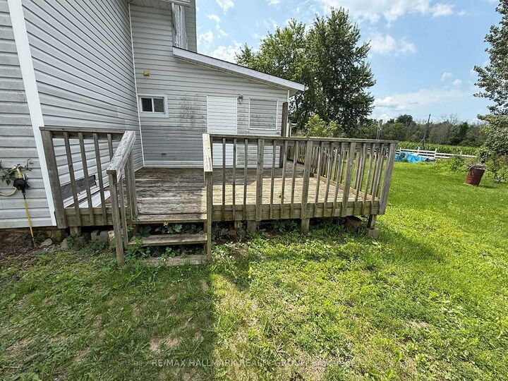 Property Photo:  12 Circle Drive S  ON K0G 1E0 