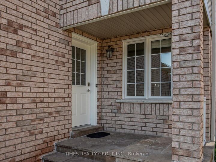 Property Photo:  46 Ridwell Street  ON L4N 0W7 