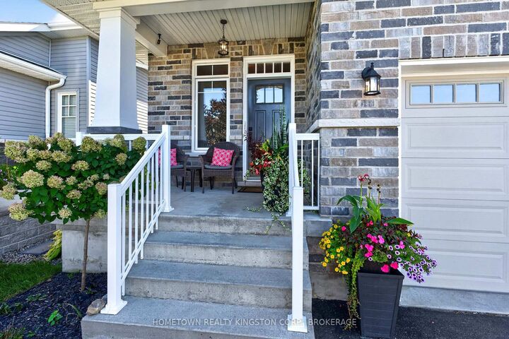 Property Photo: 1505 Clover Street ON K7P 0N1