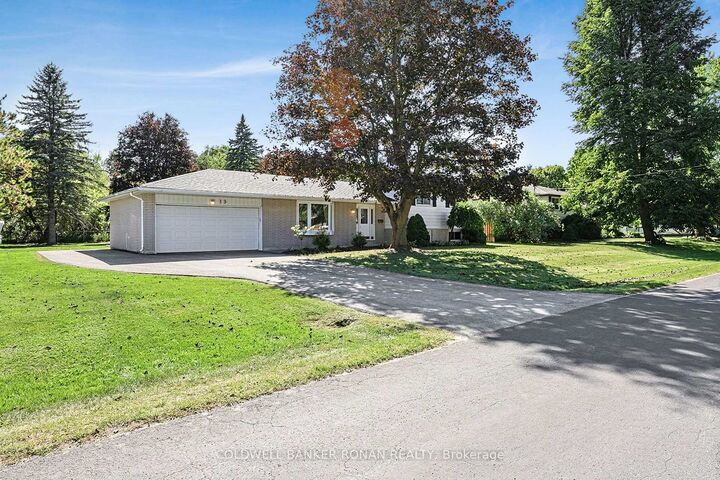 Property Photo: 13 Grohal Drive ON L0M 1J0