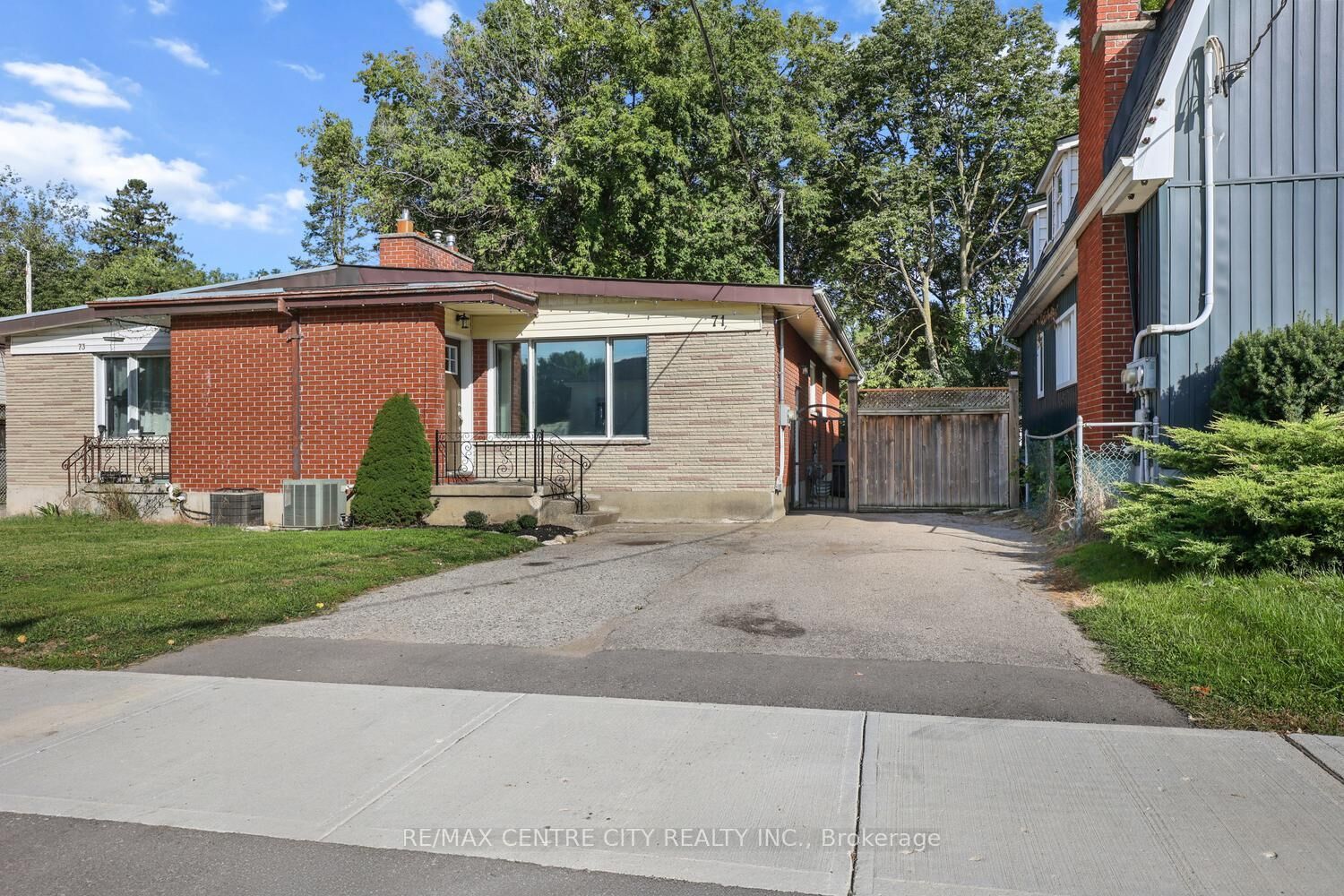 Property Photo:  71 Cavendish Crescent  ON N6H 1A3 