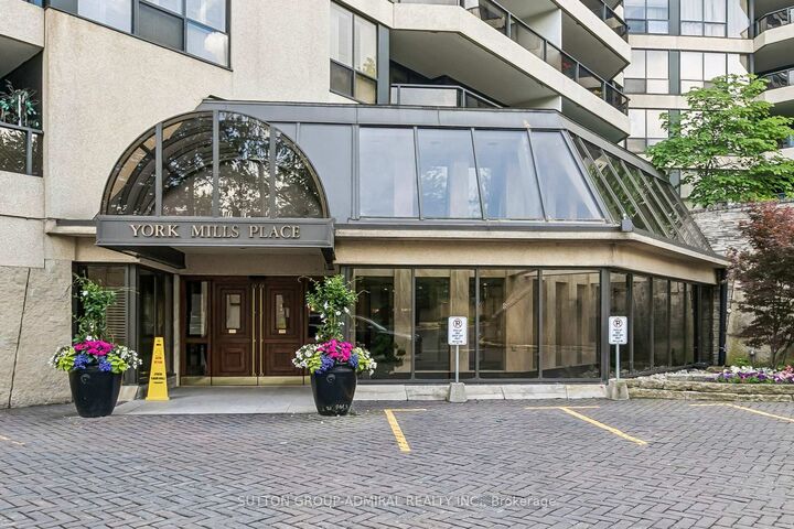 Photo de la propriété:  3900 Yonge Street 301  ON M4N 3N6 
