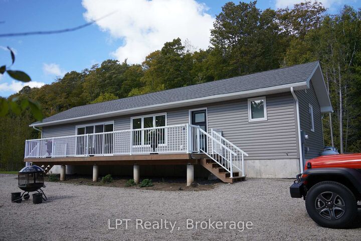 Property Photo:  9 12th Avenue  ON N0H 2T0 