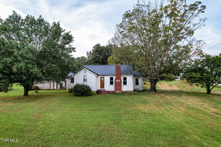 Property Photo:  7958 Blue Springs Parkway  TN 37818 