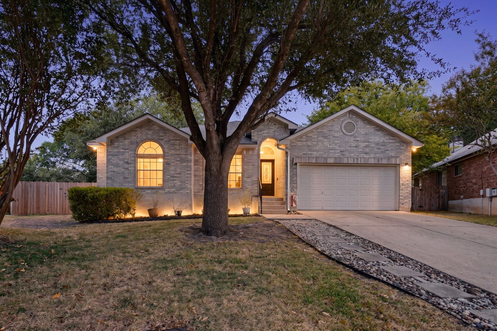 Property Photo:  906 Hollow Trail Court  TX 78664 