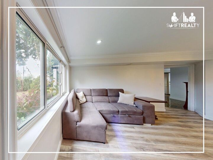 Property Photo:  112 W Rockland Road Road  BC V7N 2V7 