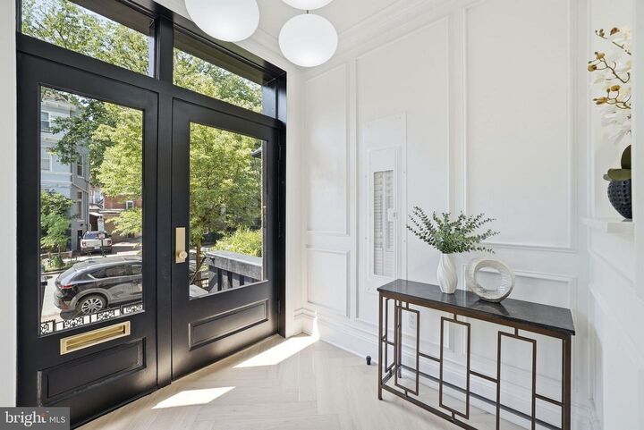 Property Photo:  1721 S S Street NW  DC 20009 