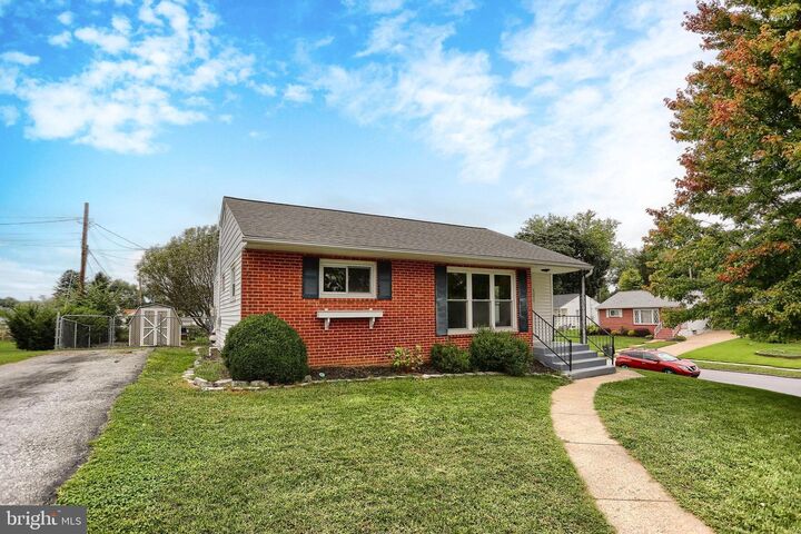 Property Photo:  1292 Strafford Road  PA 17011 