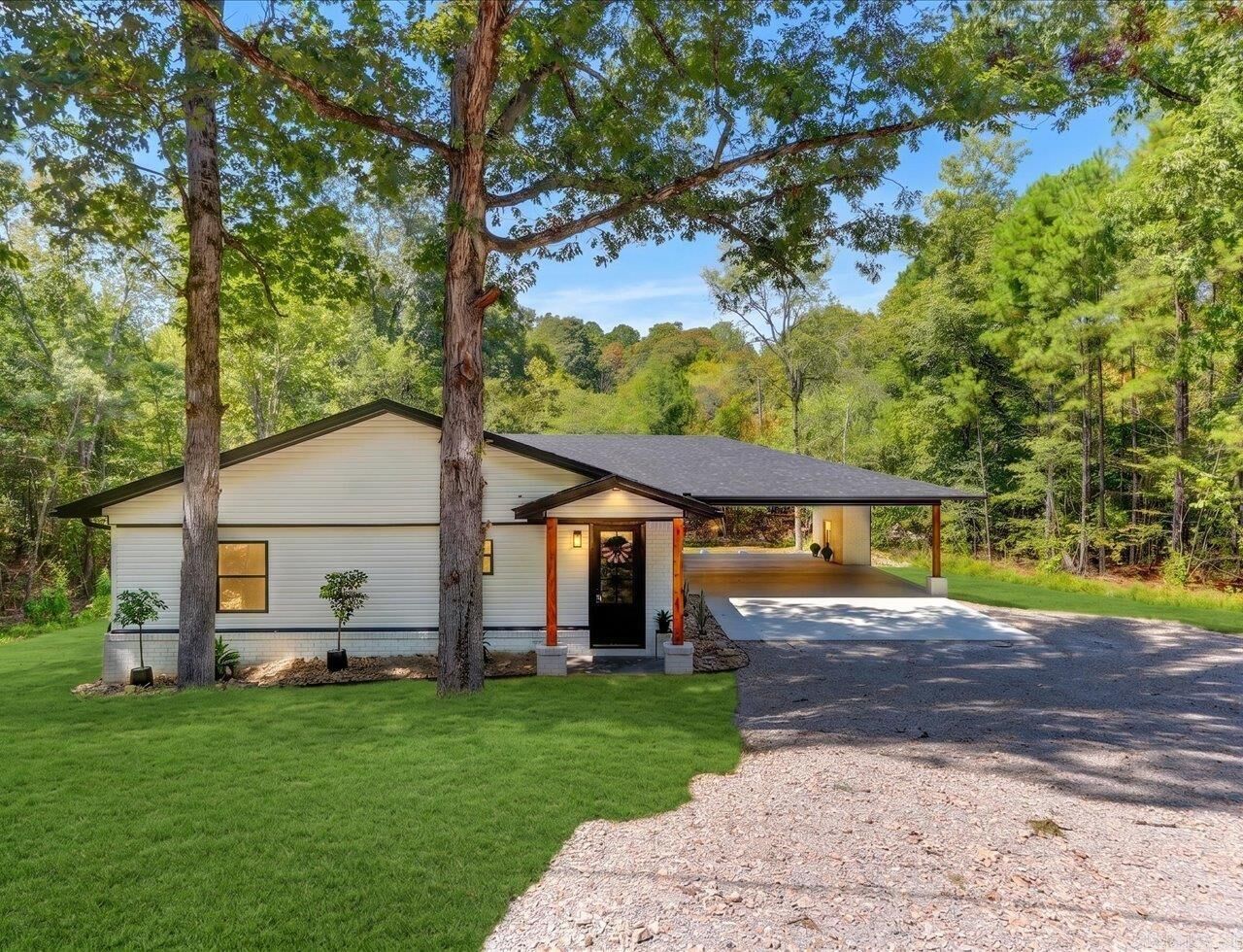Property Photo:  130 Jay Loop  AR 71913 