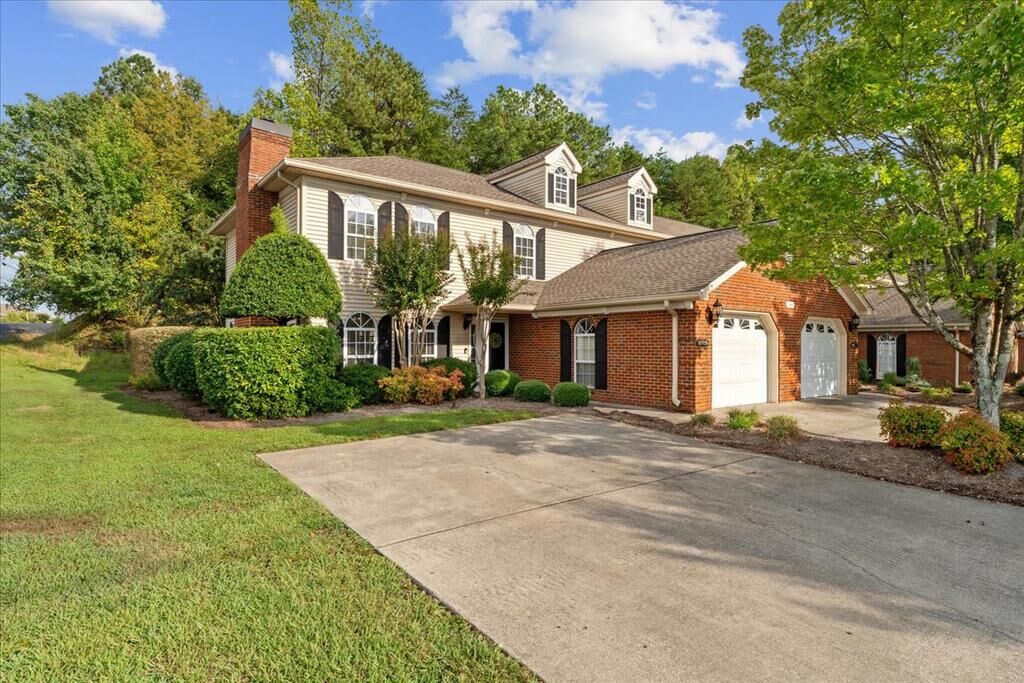 Property Photo: 1698 North Summit Drive GA 30721