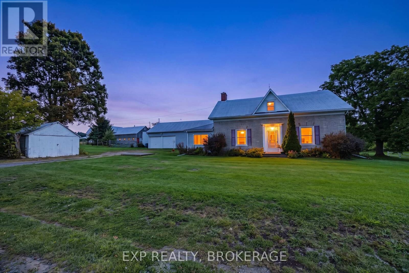 Property Photo:  3542 Stagecoach Road  ON K0H 1V0 