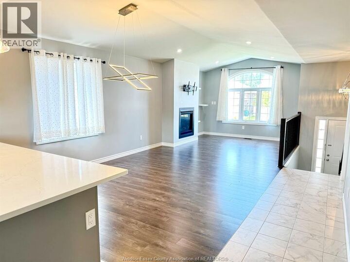 Property Photo:  1076 Lublin Avenue  ON N8P 0E5 