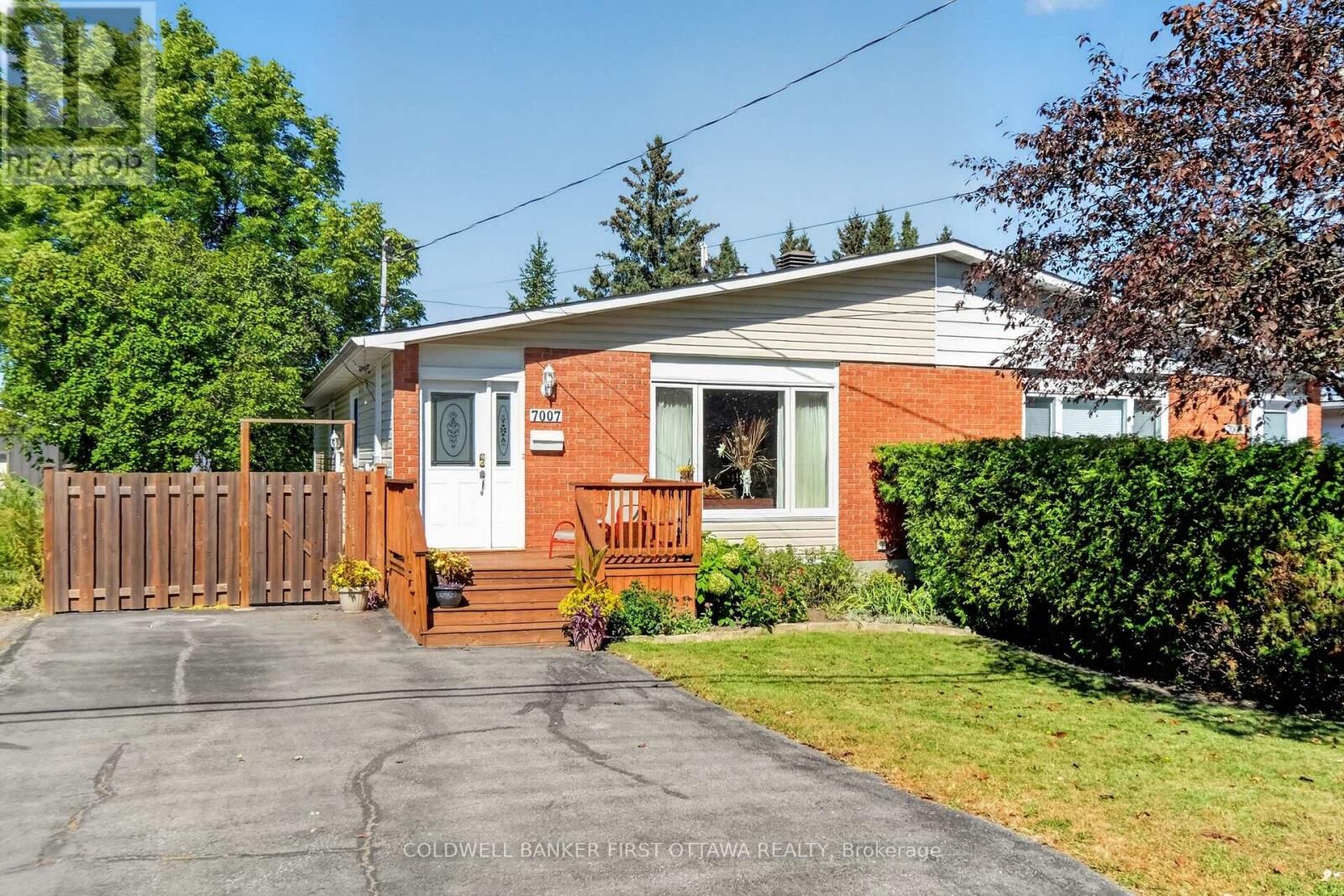 Property Photo: 7007 Notre Dame Street North ON K1C 1H8