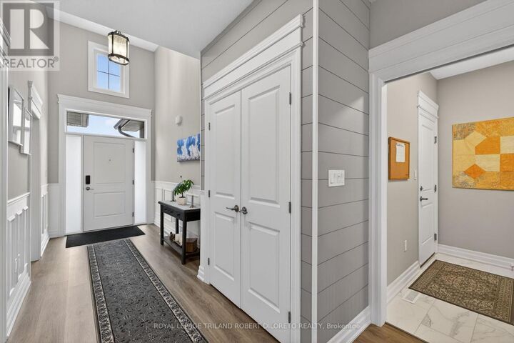Property Photo: 9861 Glendon Drive 122 ON N0L 1R0
