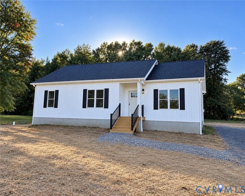 Property Photo:  2243 Cumberland Road  VA 23901 
