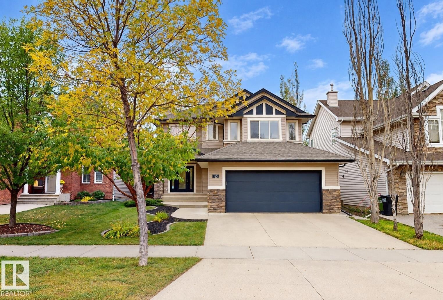 Property Photo:  163 Caldwell Way NW  AB T6M 2X1 