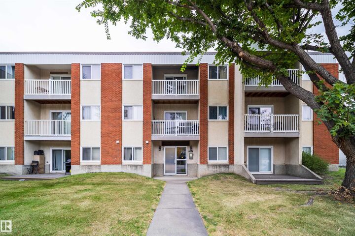 Property Photo:  10615 156 Street NW 202  AB T5P 2S2 