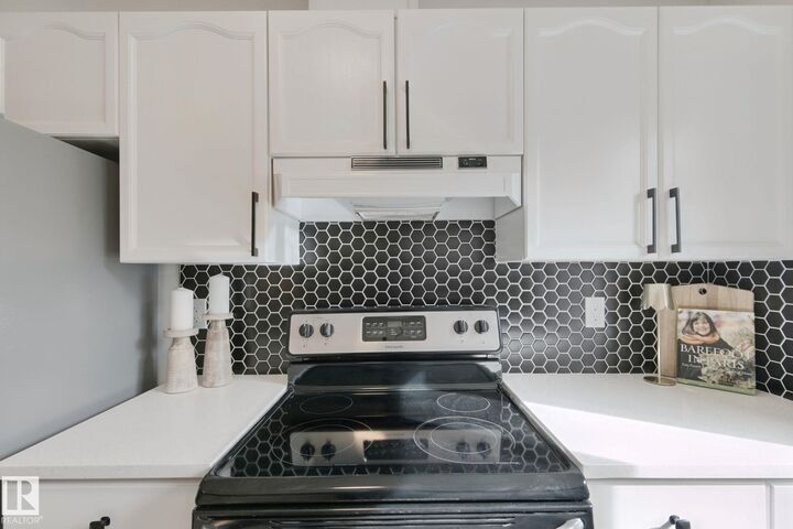 Property Photo: 14803 34 Street NW 30 AB T5Y 2L3
