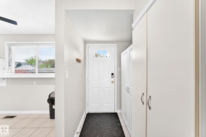 Property Photo:  44 Habitat Crescent NW  AB T5A 2X7 