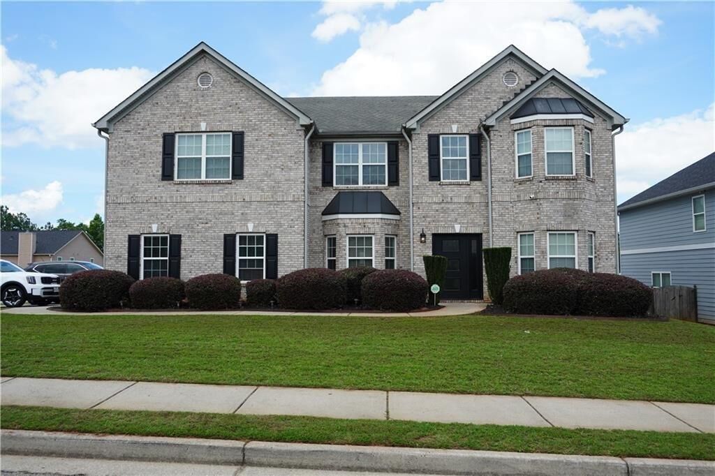 Property Photo: 7985 Sandpoint Place GA 30122