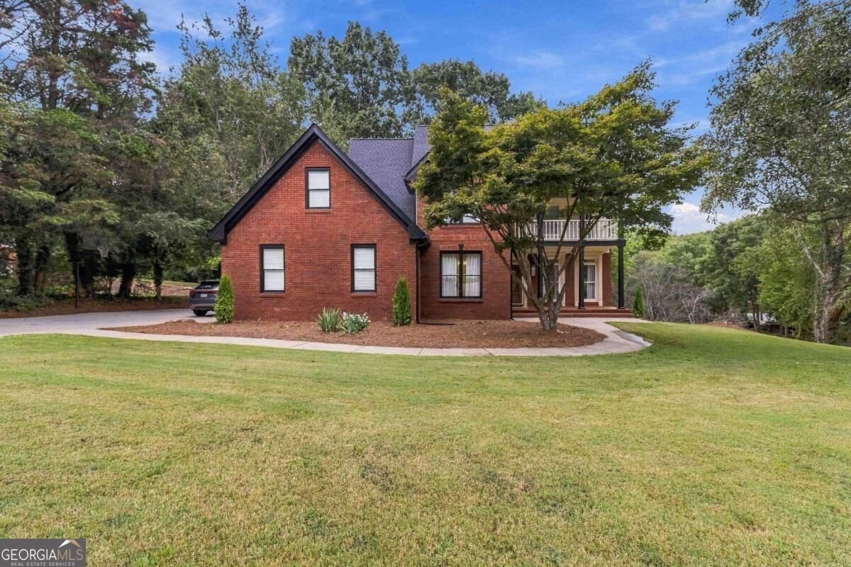 Property Photo:  3355 Kates Way  GA 30097 