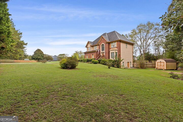 Property Photo: 605 Ozora Road GA 30052