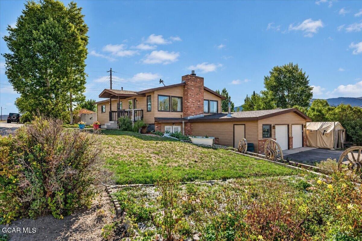 Property Photo:  1910 Jackson Avenue  CO 80459 
