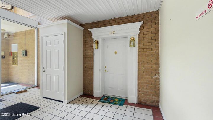 Property Photo:  8508 Atrium Dr 1101  KY 40220 