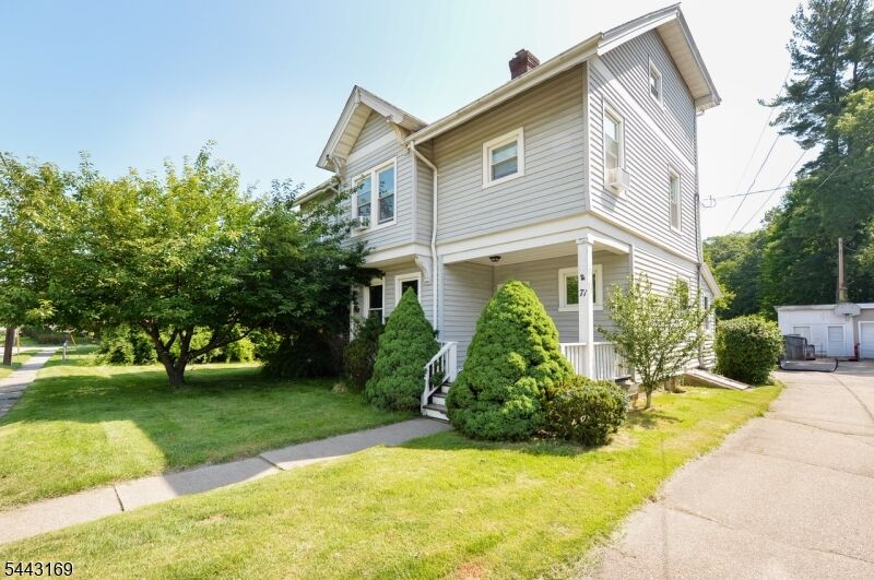 Property Photo:  71 Ringwood Ave  NJ 07442 
