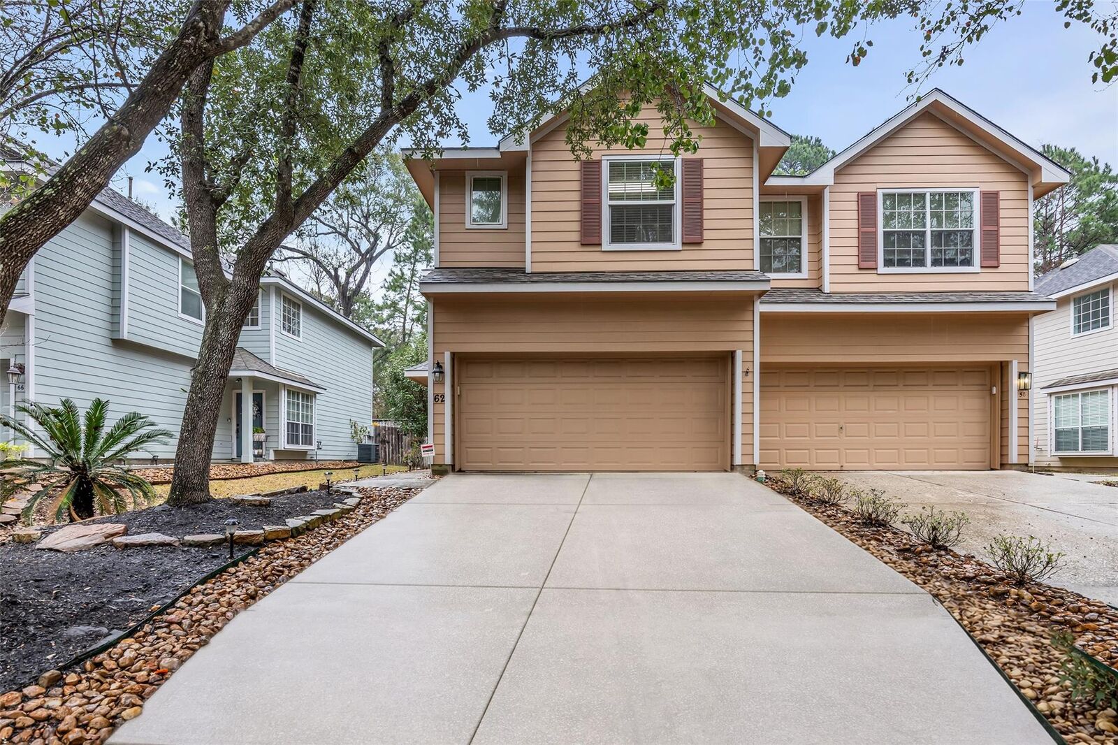 Property Photo:  62 S Camellia Grove Circle  TX 77382 