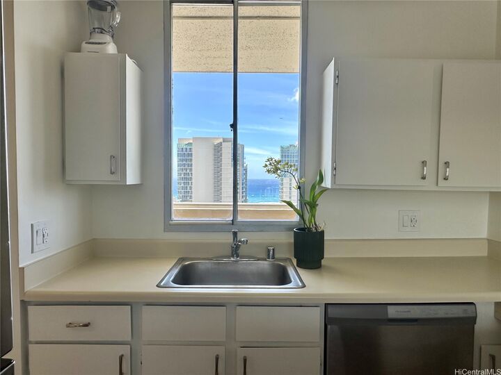 Property Photo:  2121 Ala Wai Boulevard 3605  HI 96815 