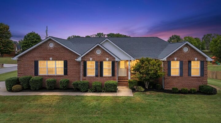 Property Photo:  92 Water Cliff Drive  KY 42503 