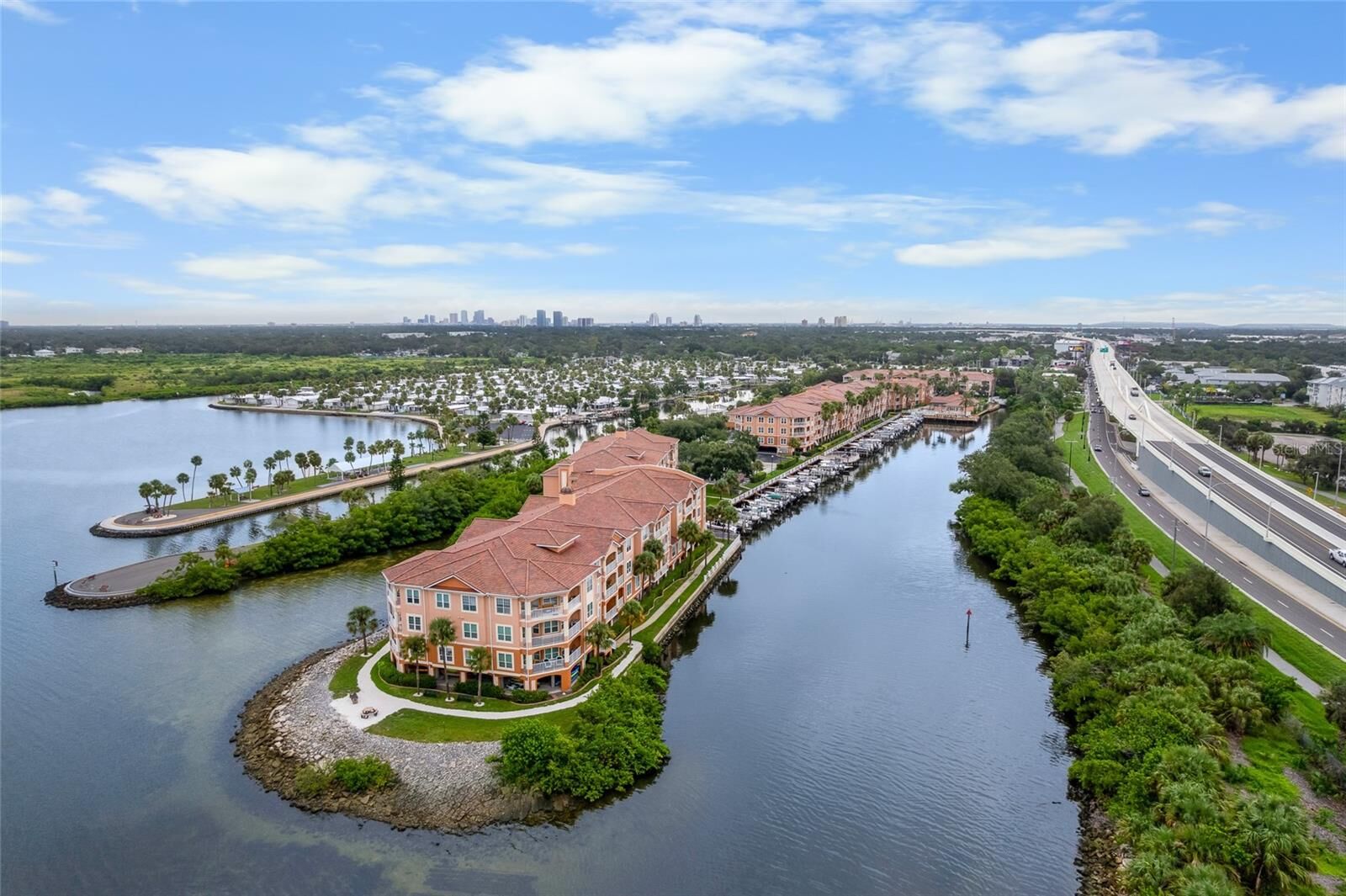 Property Photo:  5000 Culbreath Key Way 1-118  FL 33611 