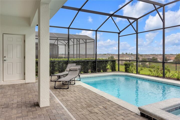 Property Photo:  1707 Kona Lane  FL 33897 