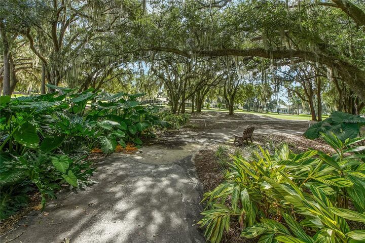 Property Photo:  1524 Cervantes Place  FL 32159 