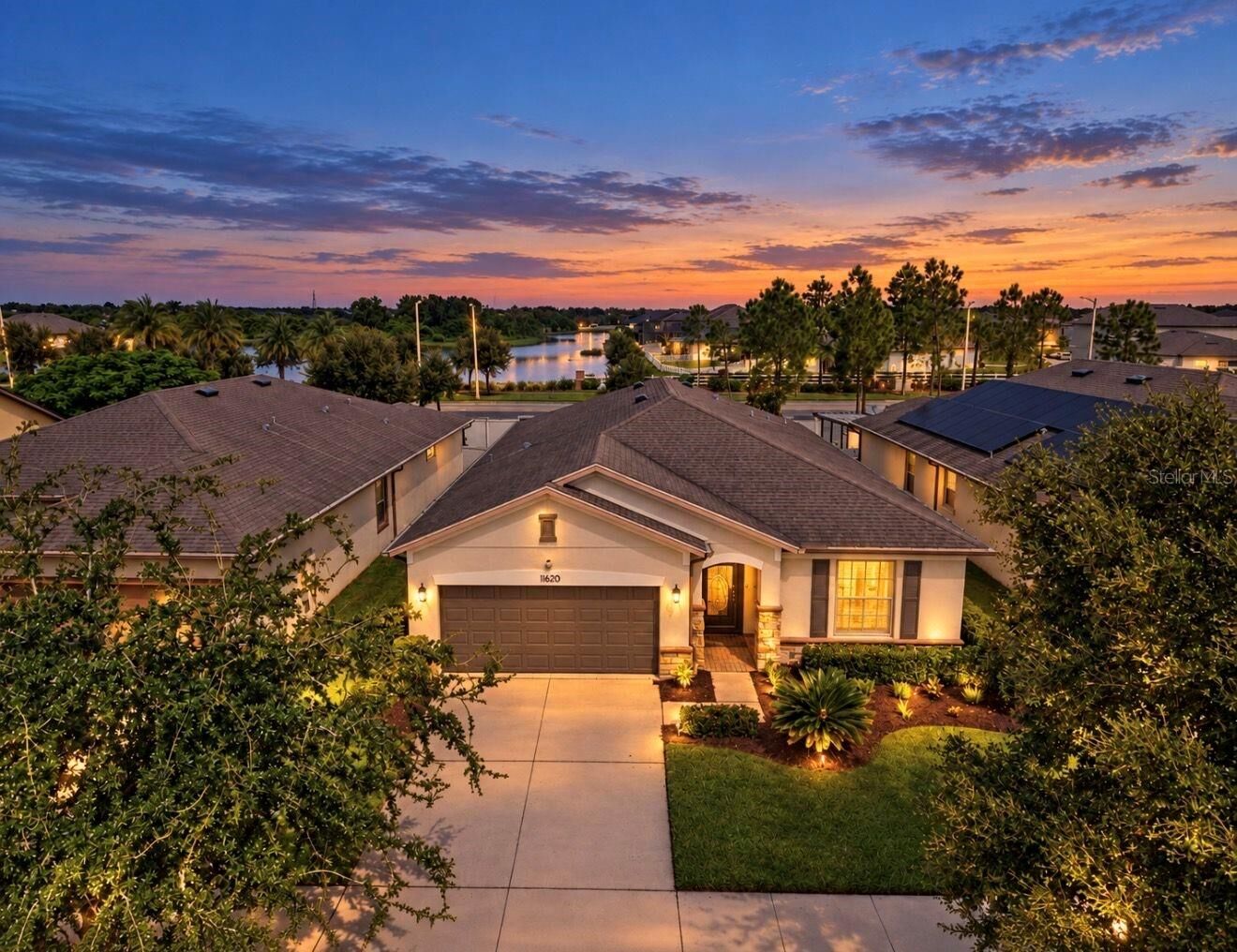 Property Photo:  11620 Kilkenny Coral Drive  FL 33579 