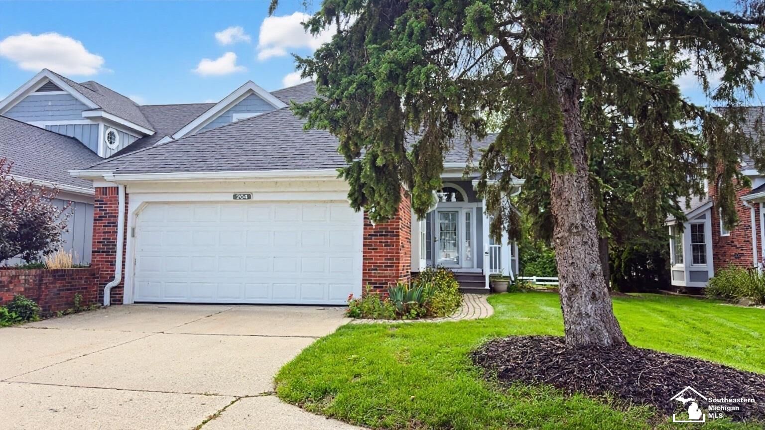 Property Photo: 204 Meadowlands Court MI 48161