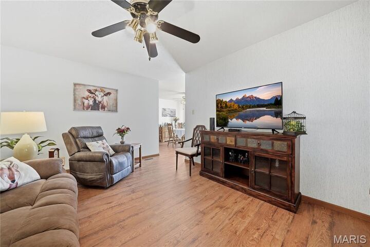 Property Photo: 550 Spring Glen Drive MO 63021