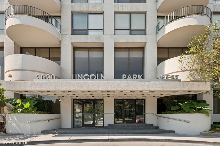 Property Photo:  2020 N Lincoln Park West 28ab  IL 60614 