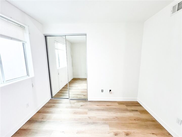 Property Photo: 1183 Crenshaw Boulevard 202 CA 90019