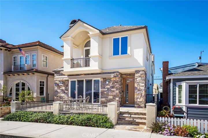 Property Photo:  119 Opal  CA 92662 