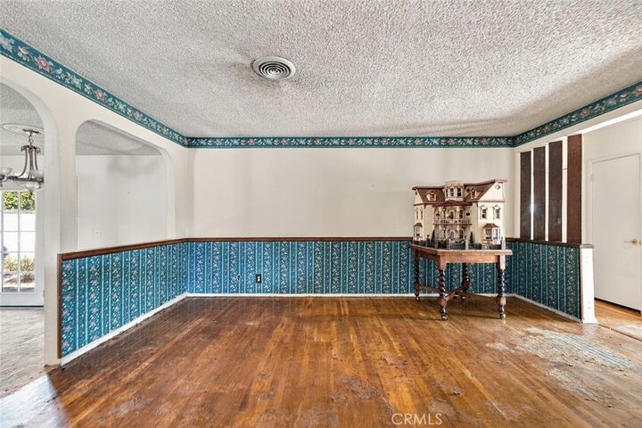 Property Photo: 211 Lime Street CA 90631