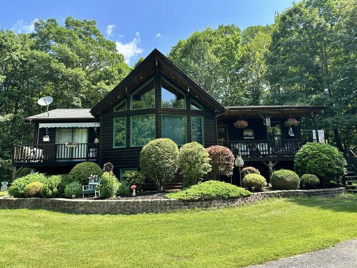 Property Photo: 555 Hinckley Road ME 04927