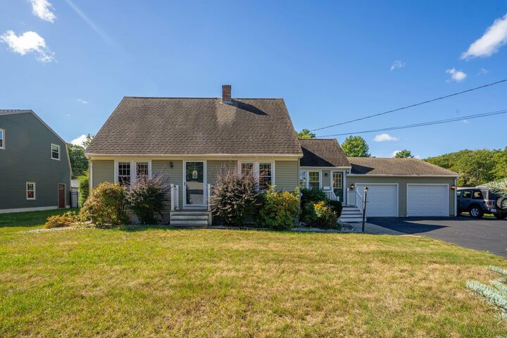 Property Photo: 2 Woodland Drive ME 04005