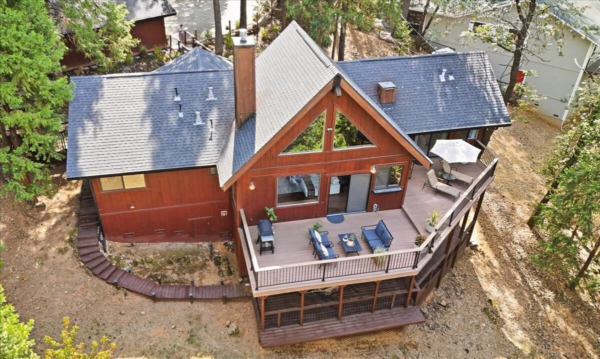 Property Photo: 11544 Ragan Way CA 95949